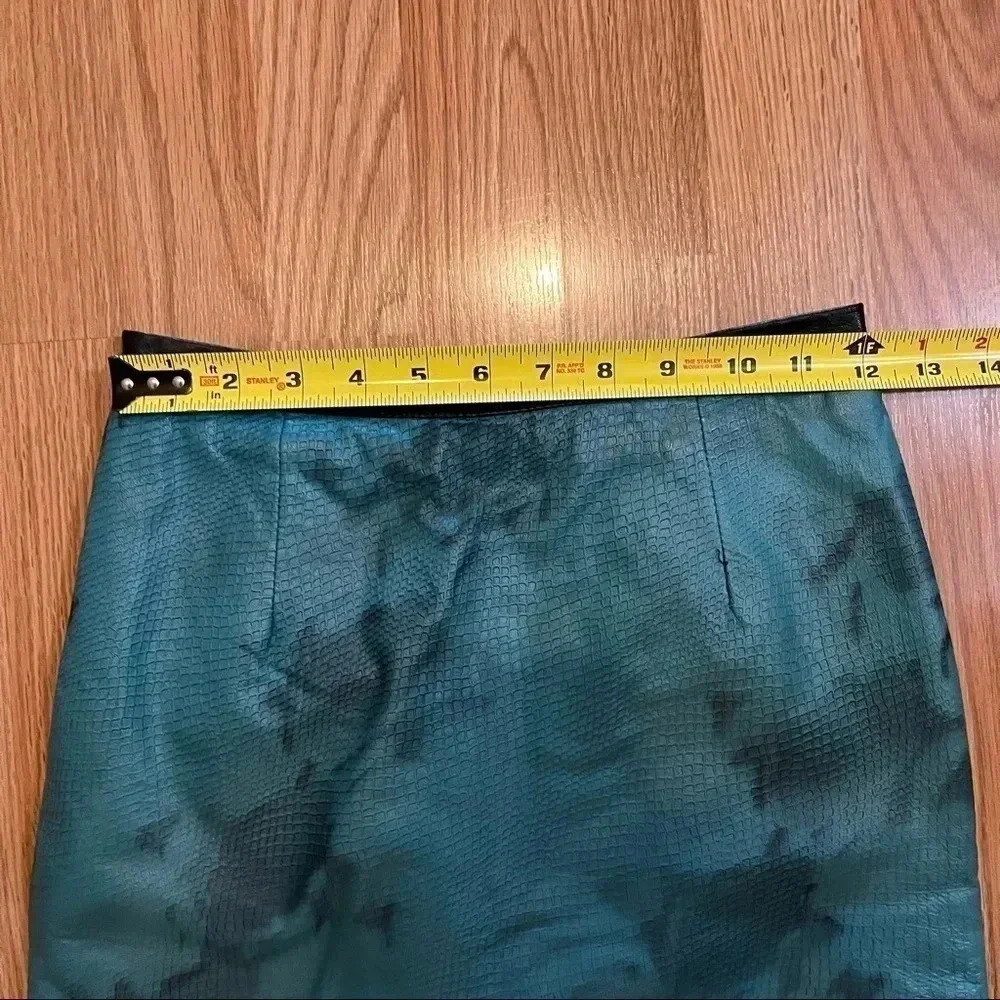 Topshop NWT Teal Green Blue Snakeskin Leather Wrap Pencil Skirt Women's Sz US 2 - Picture 5 of 8